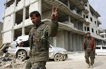 Les Kurdes de Kobané voudraient rentrer chez eux mais une ville en ruines les attend