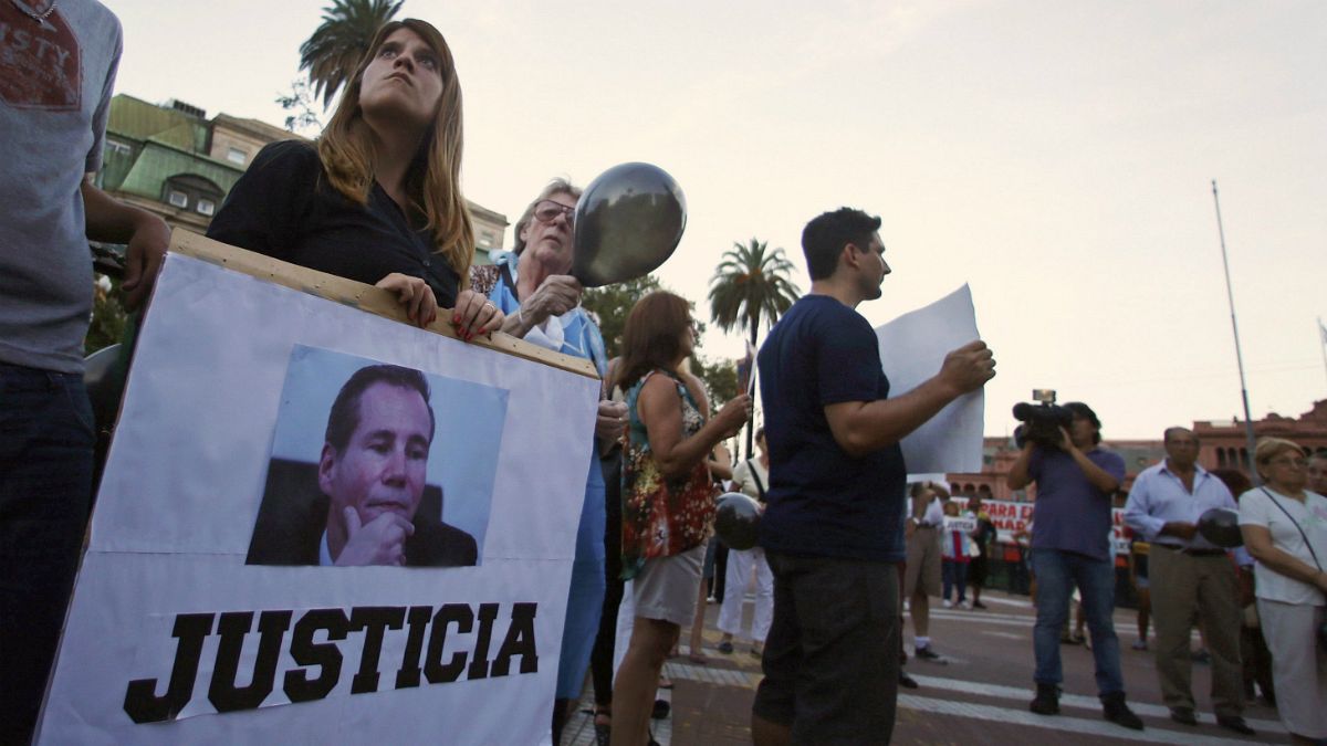 Аргентина прощается с прокурором Альберто Нисманом и ждет правды