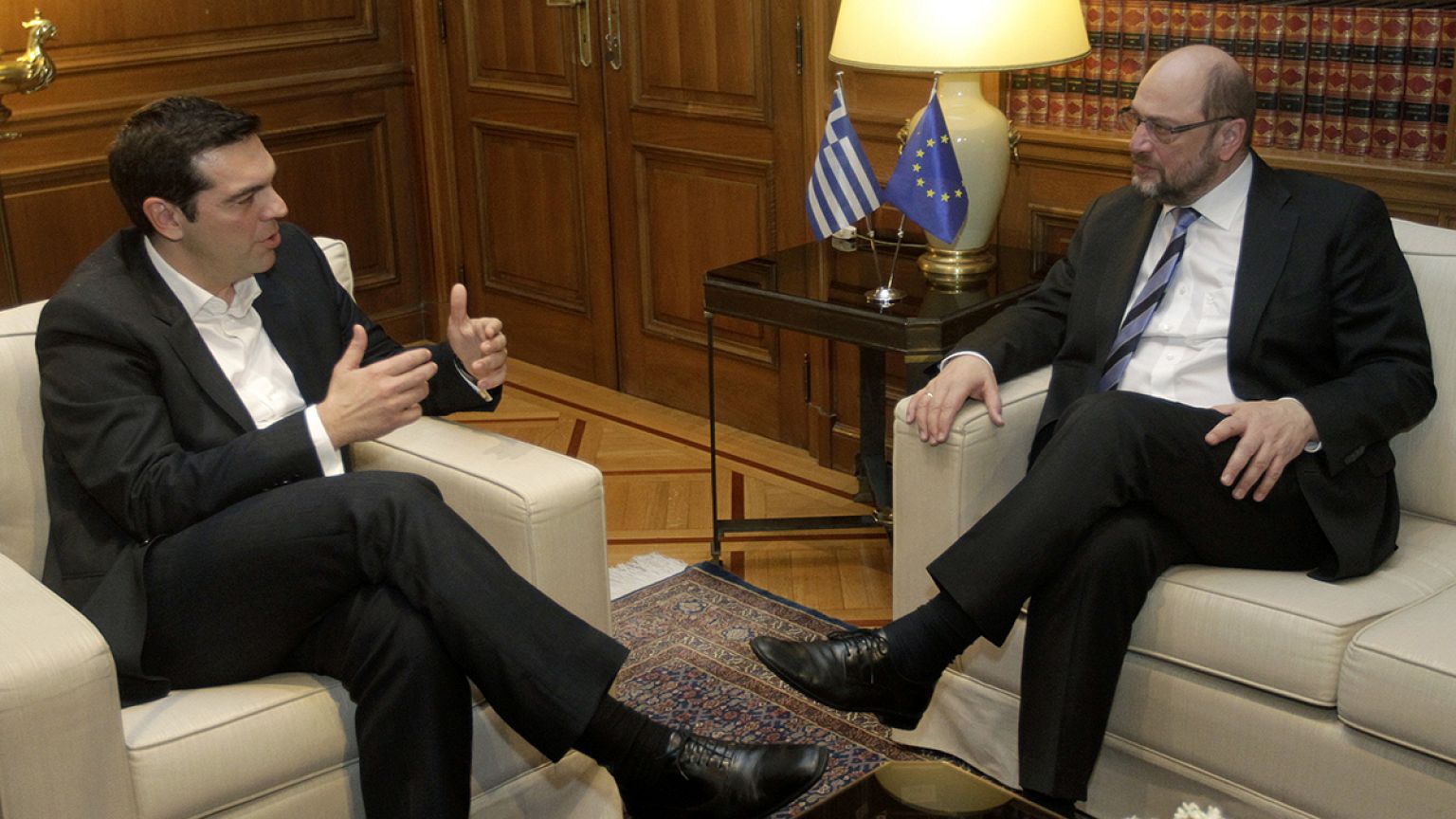 Αλ. Τσίπρας: Διαβουλευόμαστε για αμοιβαία επωφελή λύση