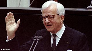 Richard Von Weizsacker, Germany's reunification president, dies at 94