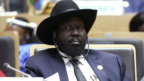 Güney Sudan'da siyasi rakipler el sıkıştı Güney Sudan'da siyasi rakipler el sıkıştı