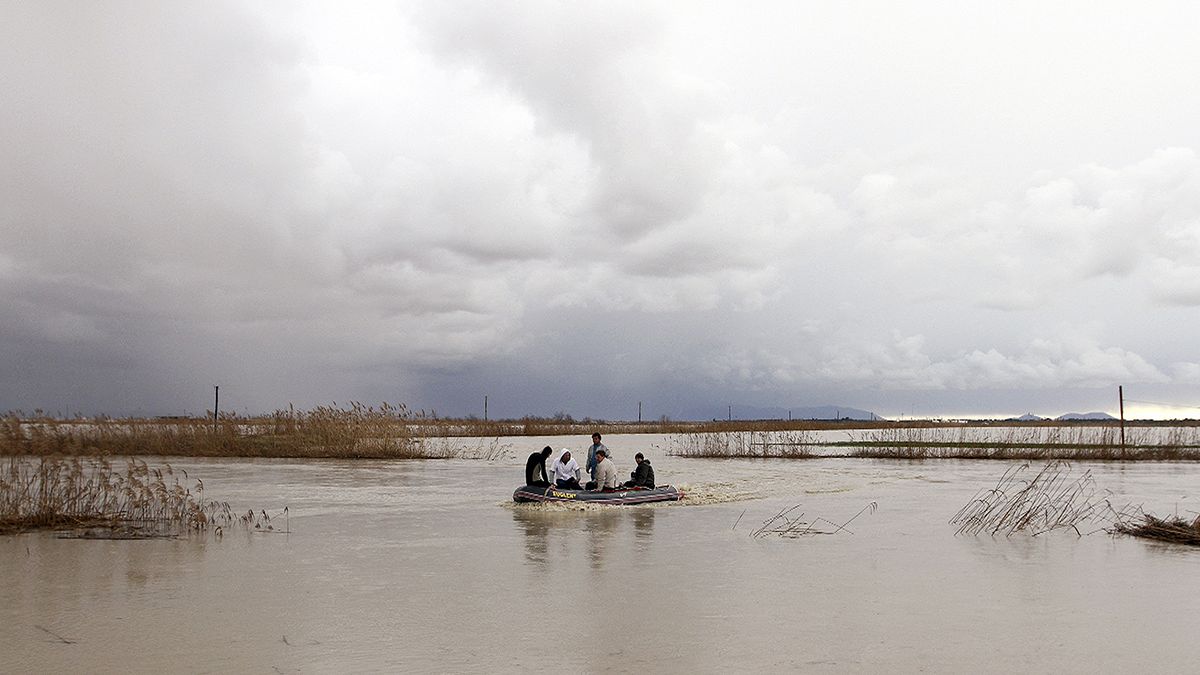 Βαλκάνια: Προβλήματα από τις πλημμύρες σε Αλβανία και ΠΓΔΜ