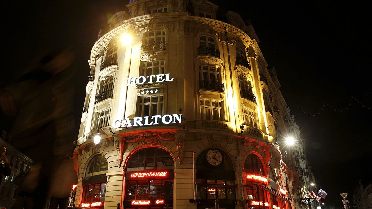 Procès du Carlton : quand des hôtels de luxe proposent des "chambres garnies"