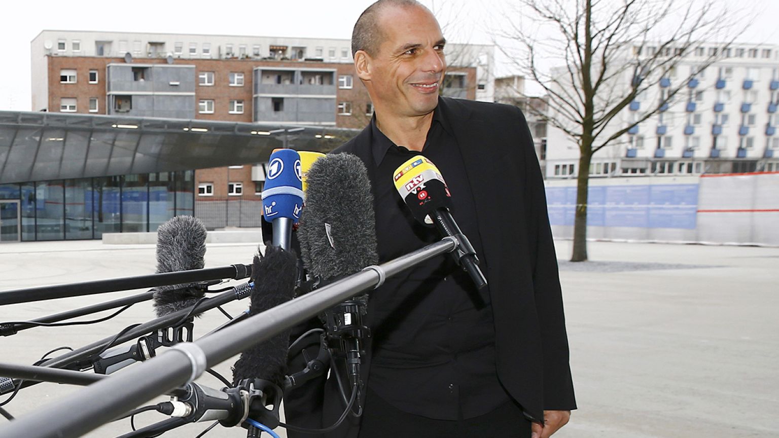 Γ.Βαρουφάκης: «Είχαμε πολύ καρποφόρες συνομιλίες με τον κ.Ντράγκι»