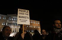 Protesto em Atenas contra "chantagem" do BCE