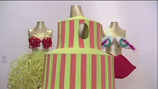 Agatha Ruiz De La Prada elbiseleri müzede sergileniyor