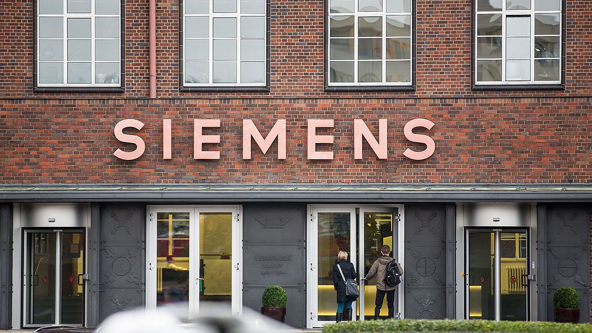 Siemens anuncia redução de 7800 trabalhadores em todo o mundo