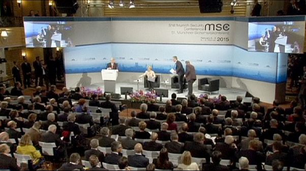 Waffendebatte dominiert Sicherheitskonferenz in München Waffendebatte dominiert Sicherheitskonferenz in München