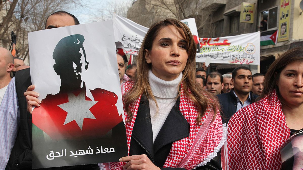 IŞİD'i protesto yürüyüşüne Ürdün Kraliçesi Rania da katıldı