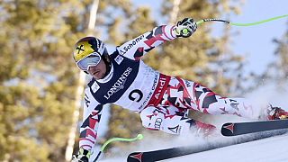 Slalom perfeito garante título mundial de super combinado a Marcel Hirscher