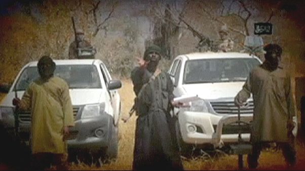 Boko-Haram-Anführer von Militär unbeeindruckt: "Ihr seid willkommen" Boko-Haram-Anführer von Militär unbeeindruckt: "Ihr seid willkommen"