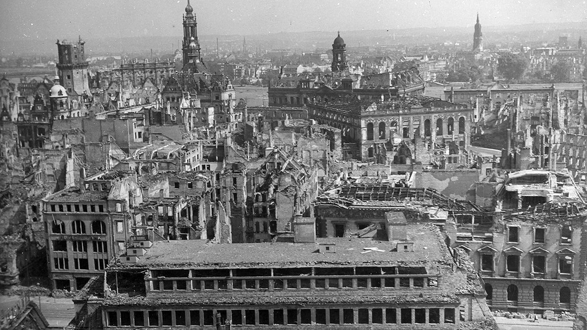 70-летие бомбардировки Дрездена: оправданное преступление?