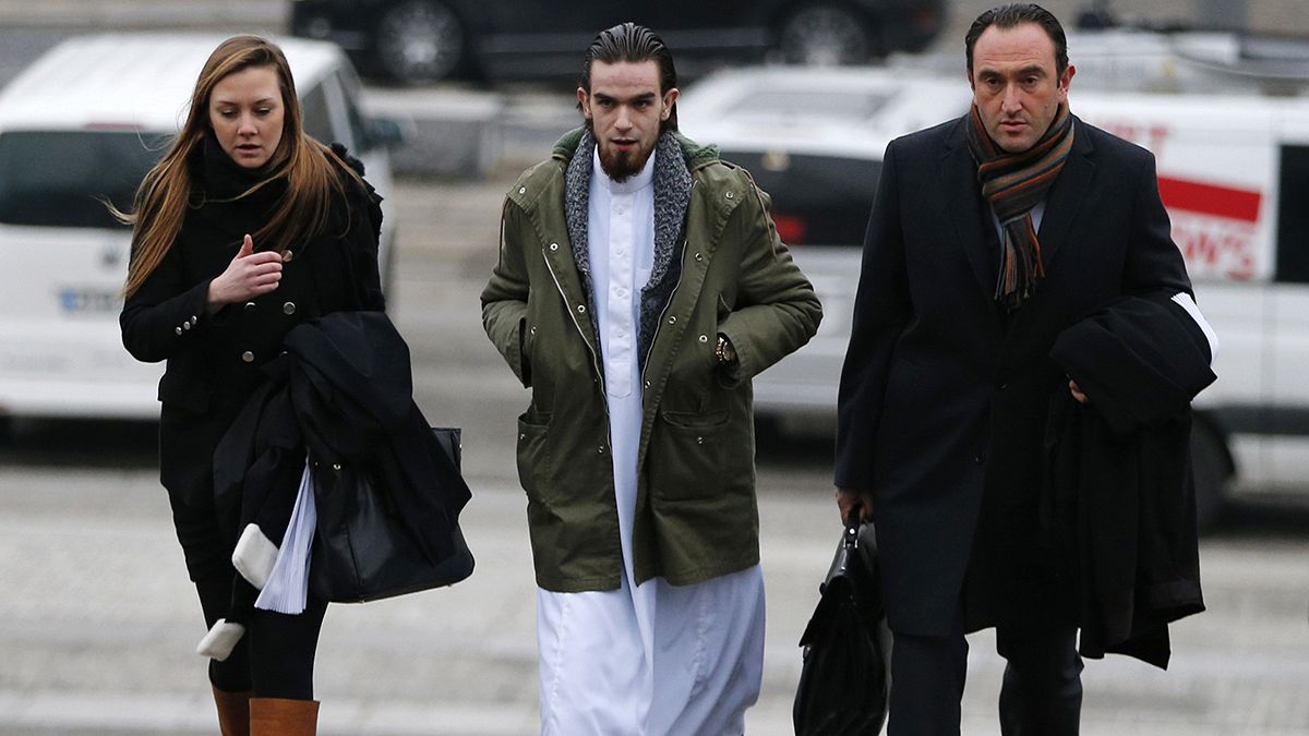 محكمة بلجيكية تصدر احكاما بحق رئيس و اعضاء منظمة Sharia4Belgium شريعة فور بلجيوم