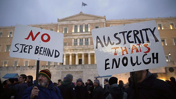 El Eurogrupo pide a Grecia que acepte el rescate para negociar El Eurogrupo pide a Grecia que acepte el rescate para negociar