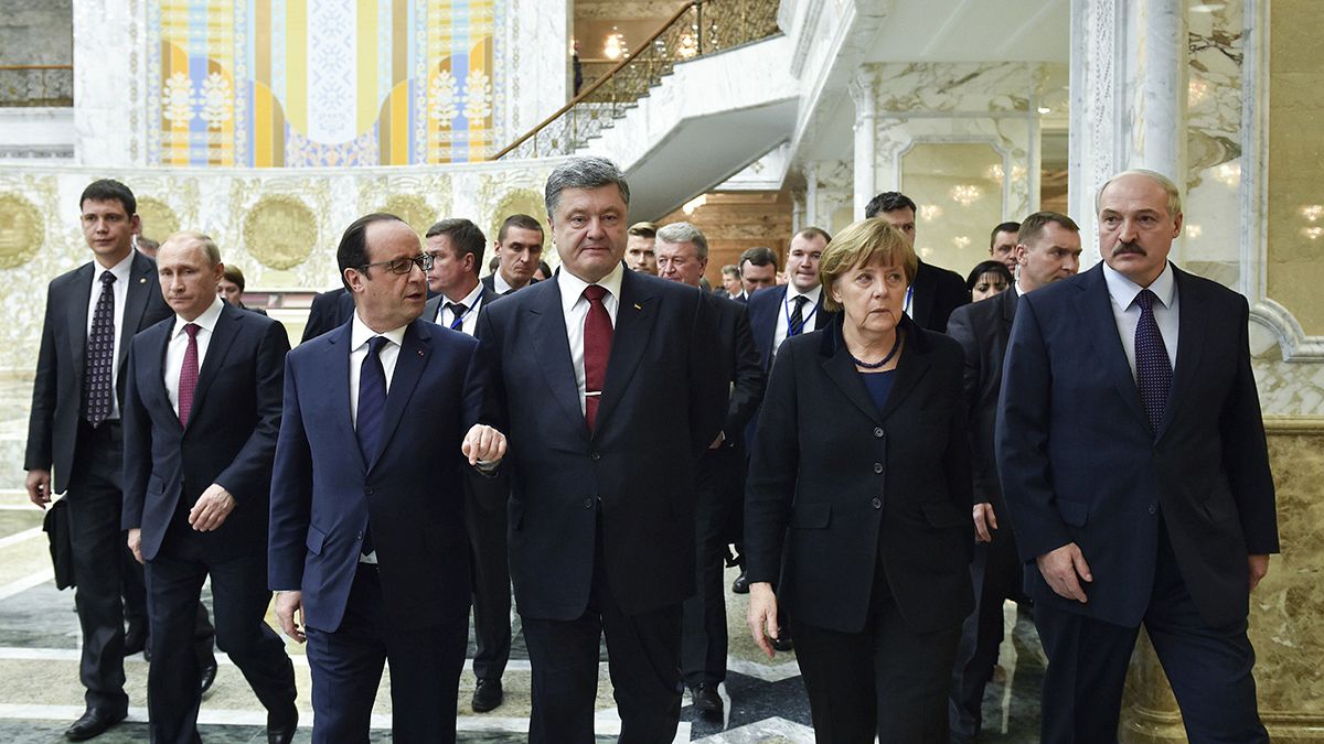 مفاوضات ماراثونية في مينسك لانهاء الصراع في اوكرانيا