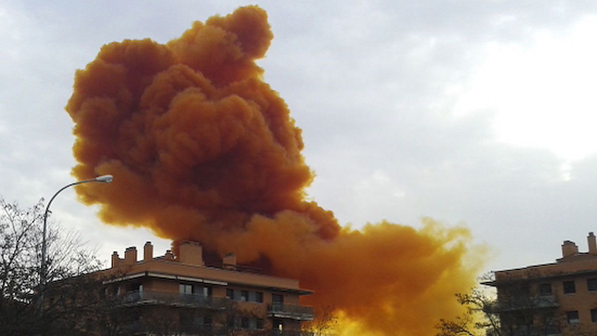 [Video] 60.000 personas confinadas tras una explosión en Cataluña
