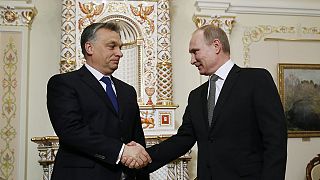 Porosenko és Putyin között ingázik a magyar kormányfő