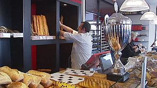 Un boulanger, symbole de la lutte pour la libéralisation du travail