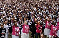 Filipinas baila, en un día de acción contra la violencia de género