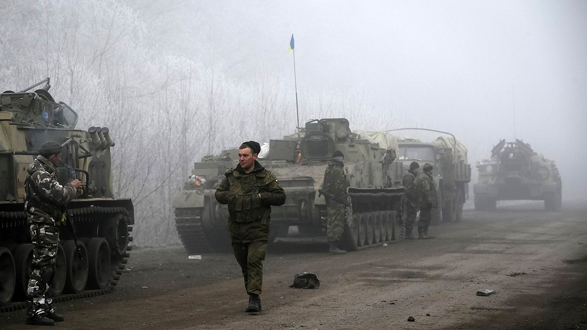 أوكرانيا: دخول وقف إطلاق النار بين القوات الحكومية و المتمردين الموالين لروسيا حيز التنفيذ