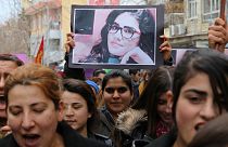 مظاهرات في العديد من المدن التركية تنديداً باغتصاب و حرق طالبة جامعية