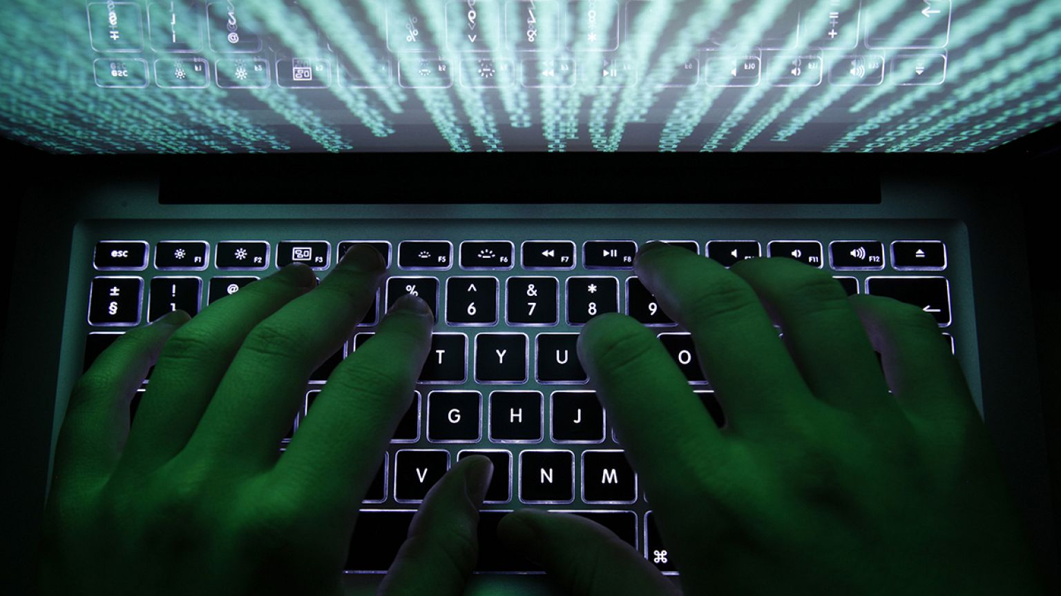 Hacker çetesinden 1 milyar Dolarlık siber soygun