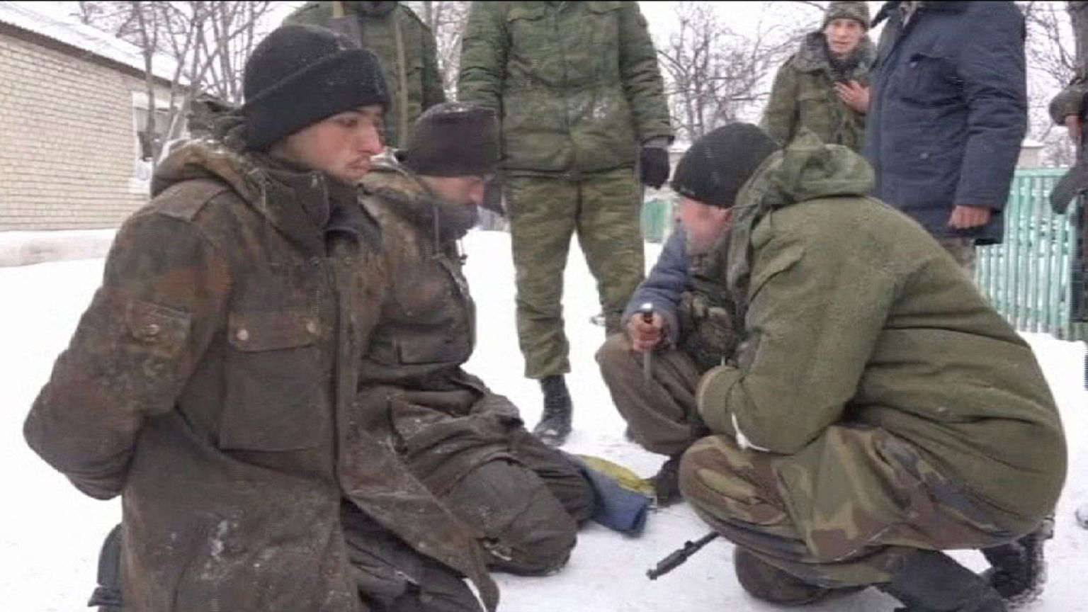 Ukrayna ordusu Debaltseve'den çekiliyor
