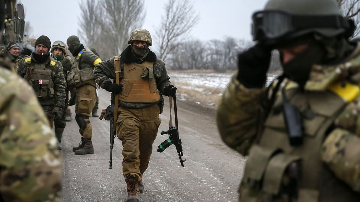 Ukraine : les séparatistes pro-russes pavoisent à Debaltseve
