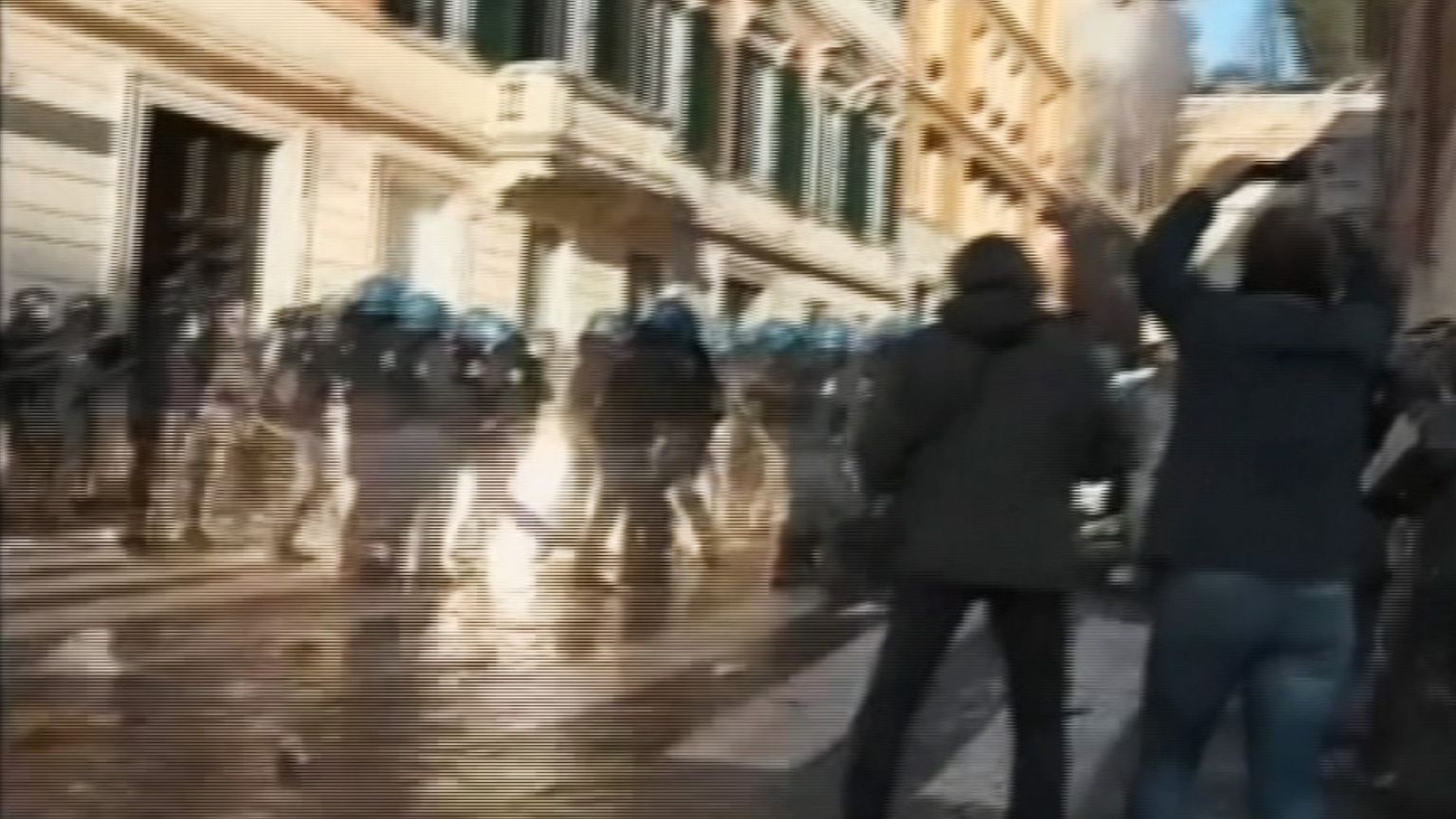 Feyenoord supporters wreak havoc in Rome