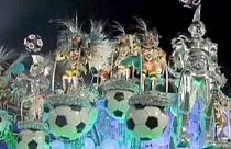 El Desfile de los Campeones cierra un Carnaval de Río no exento de polémica