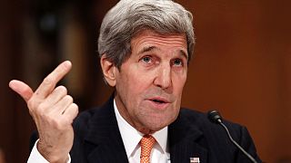 Crisis en Ucrania: Kerry acusa a Moscú de lanzar "el mayor ejercicio de propaganda" desde la Guerra Fría