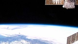قدم زدن دو فضانورد در ایستگاه فضایی