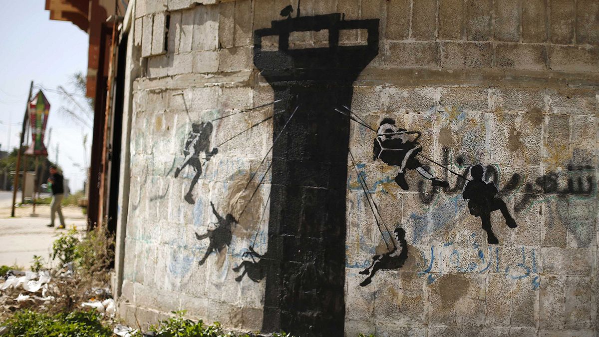 Video: Banksy lädt Touristen ein nach...