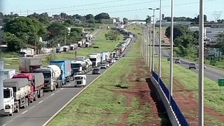 Brasil: Camionistas em greve