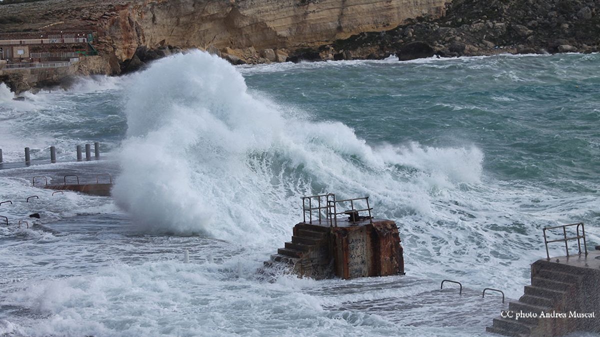 Woman missing at sea after freak waves at Game of Thrones set location