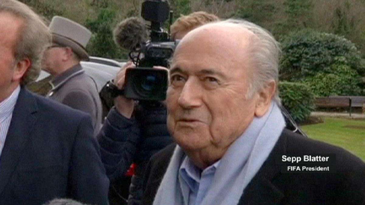 Mundial 2022: Blatter recusa compensar clubes europeus e pede solidariedade