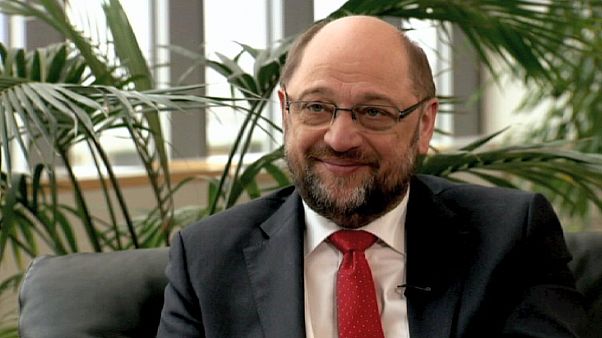 PE/ Martin Schulz: "Têm de estar de acordo sobre as linhas de ação no próprio executivo de Atenas; é o primeiro-ministro que deve cimentar a coligação" PE/ Martin Schulz: "Têm de estar de acordo sobre as linhas de ação no próprio executivo de Atenas; é o primeiro-ministro que deve cimentar a coligação"
