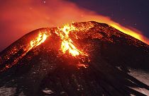 La erupción del Villarrica obliga a la evacuación de casi 4.000 personas en Chile