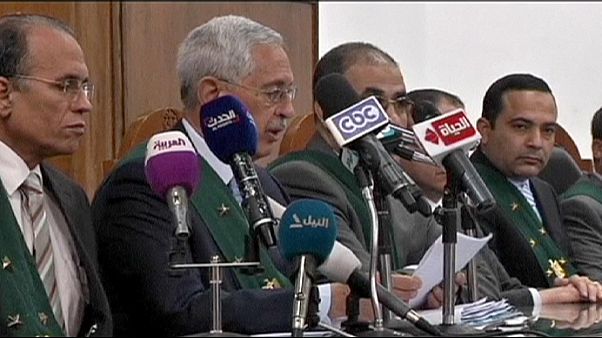 Egito: Adiadas eleições parlamentares Egito: Adiadas eleições parlamentares