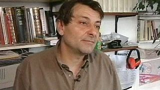 Brezilya, İtalyan yazar Cesare Battisti'yi sınır dışı etmeye hazırlanıyor