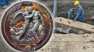 Βεργίνα: Βρήκαν τον αρχαίο καθρέφτη του Ερωτα!