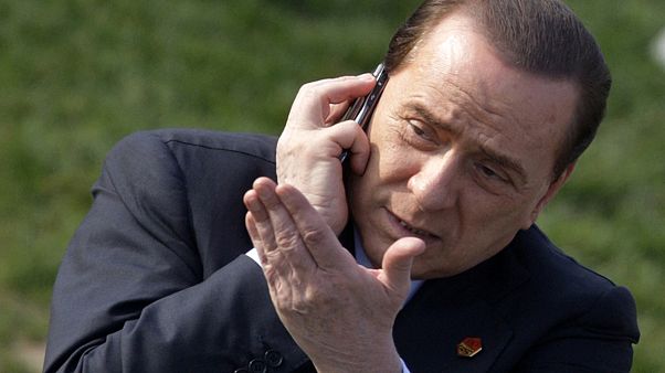 Στη δημοσιότητα τα «καυτά» τηλεφωνήματα του Σίλβιο Μπερλουσκόνι Στη δημοσιότητα τα «καυτά» τηλεφωνήματα του Σίλβιο Μπερλουσκόνι