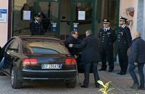 Itália: Berlusconi conclui pena de serviço comunitário