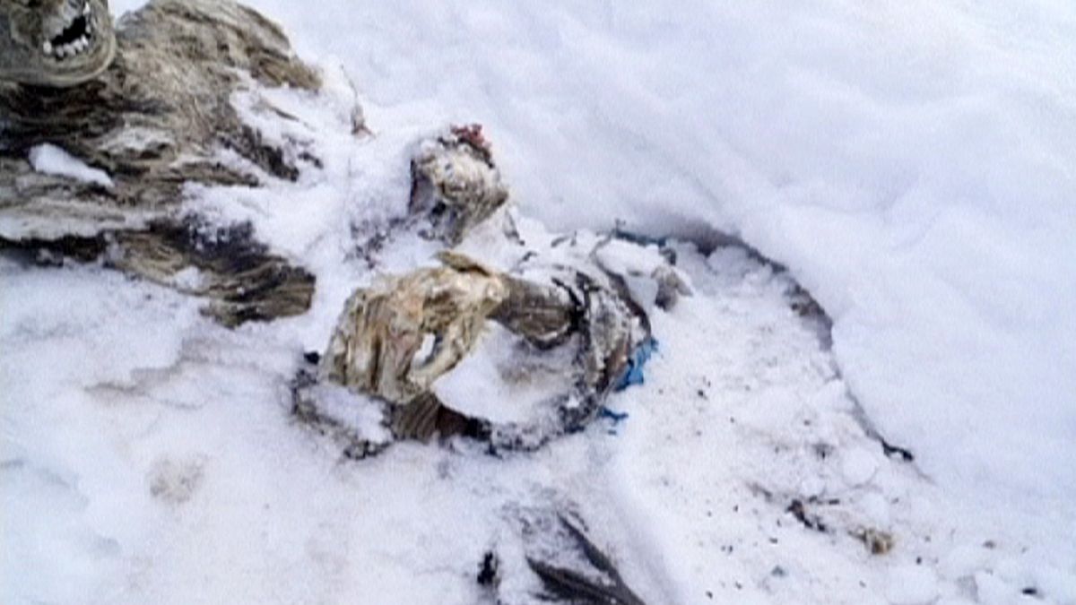 Meksika'da kar altından ceset çıktı