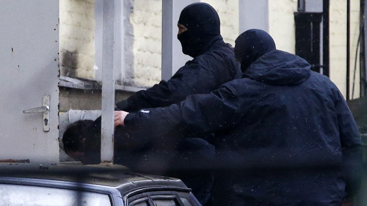 مثول المتهمان باغتيال المعارض الروسي بوريس نيمتسوف أمام القضاء