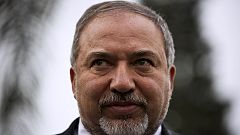 لیبرمن: باید سر اعرابی را که به اسرائیل وفادار نیستند برید