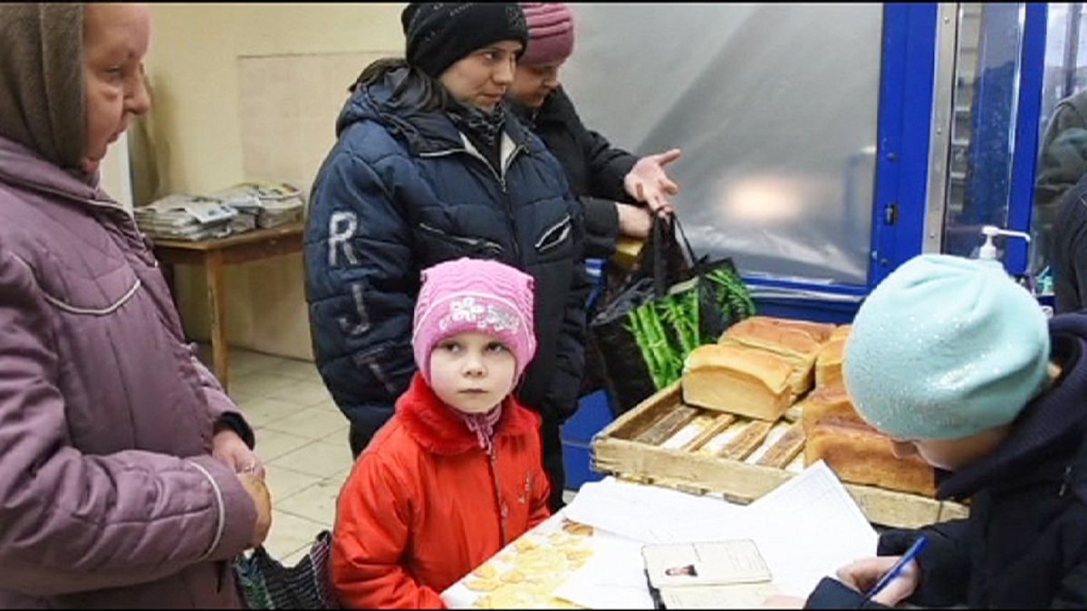 Ukraine: 'Dogs ate bodies' as locals struggled to bury the dead in Debaltseve