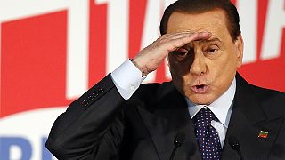 Berlusconi im Prozess um Sex-Partys freigesprochen