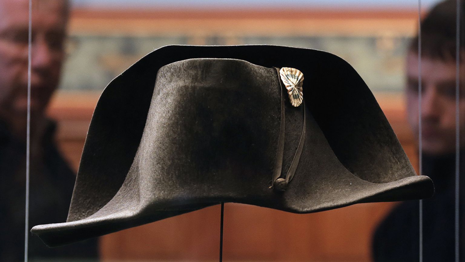 O bicórnio de Napoleão regressa a Waterloo