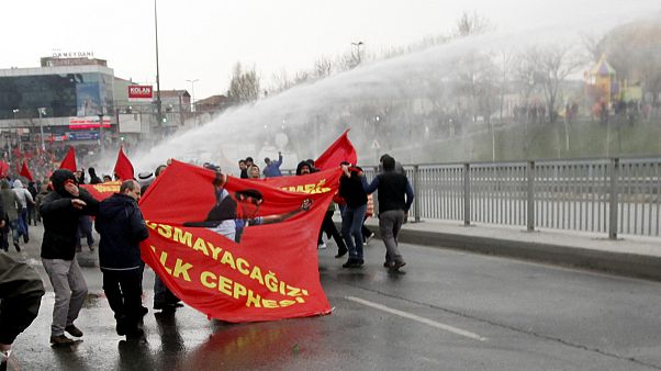 Un rassemblement à Istanbul pour célébrer l'anniversaire de la mort d'un adolescent turc Un rassemblement à Istanbul pour célébrer l'anniversaire de la mort d'un adolescent turc
